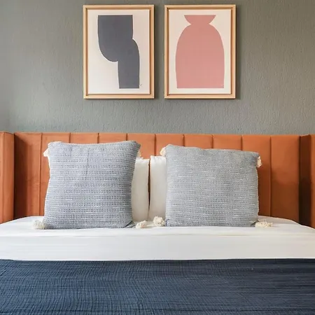 Lejlighed Olive - 90 Qm, 3 Schlafzimmer, Balkon & Moderne Kueche Zürich