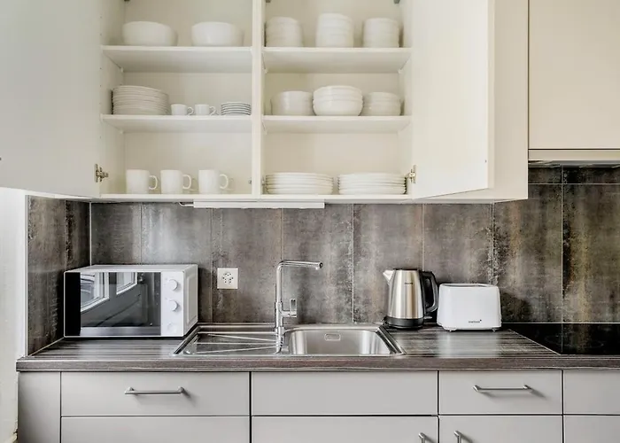 Olive - 90 Qm, 3 Schlafzimmer, Balkon & Moderne Kueche Zürich