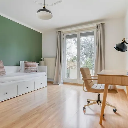 Olive - 90 Qm, 3 Schlafzimmer, Balkon & Moderne Kueche * ציריך