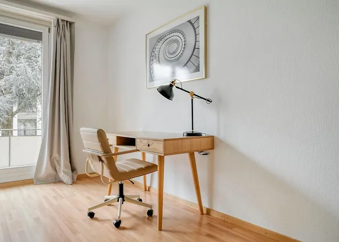 Olive - 90 Qm, 3 Schlafzimmer, Balkon & Moderne Kueche Apartman Zürich