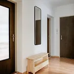 Olive - 90 Qm, 3 Schlafzimmer, Balkon & Moderne Kueche