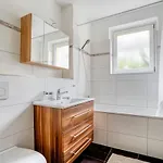 Lejlighed Olive - 90 Qm, 3 Schlafzimmer, Balkon & Moderne Kueche *