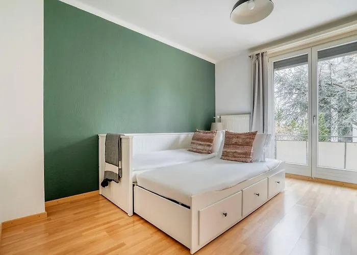 Olive - 90 Qm, 3 Schlafzimmer, Balkon & Moderne Kueche *
